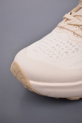 The North Face Altamesa 300 view 15