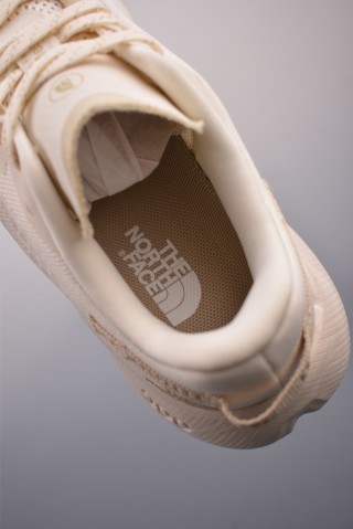 The North Face Altamesa 300 view 18