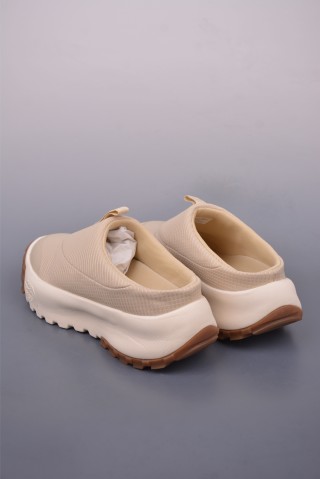 The North Face Women's Never Stop Mule view 2