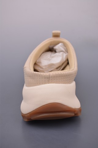 The North Face Women's Never Stop Mule view 4
