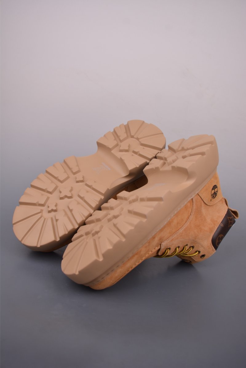 Louis Vuitton X Timberland 6-Inch 'Yellow / Gold' view