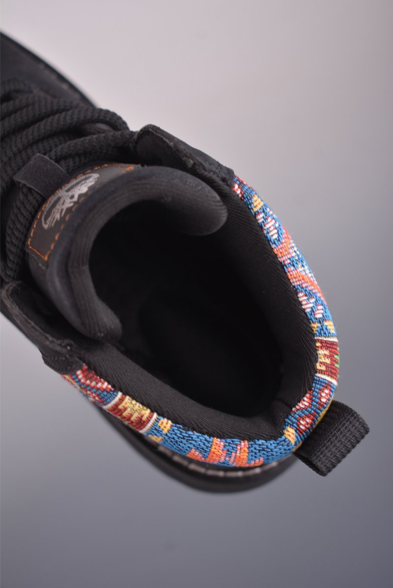 Timberland 25SS Mid Boot view
