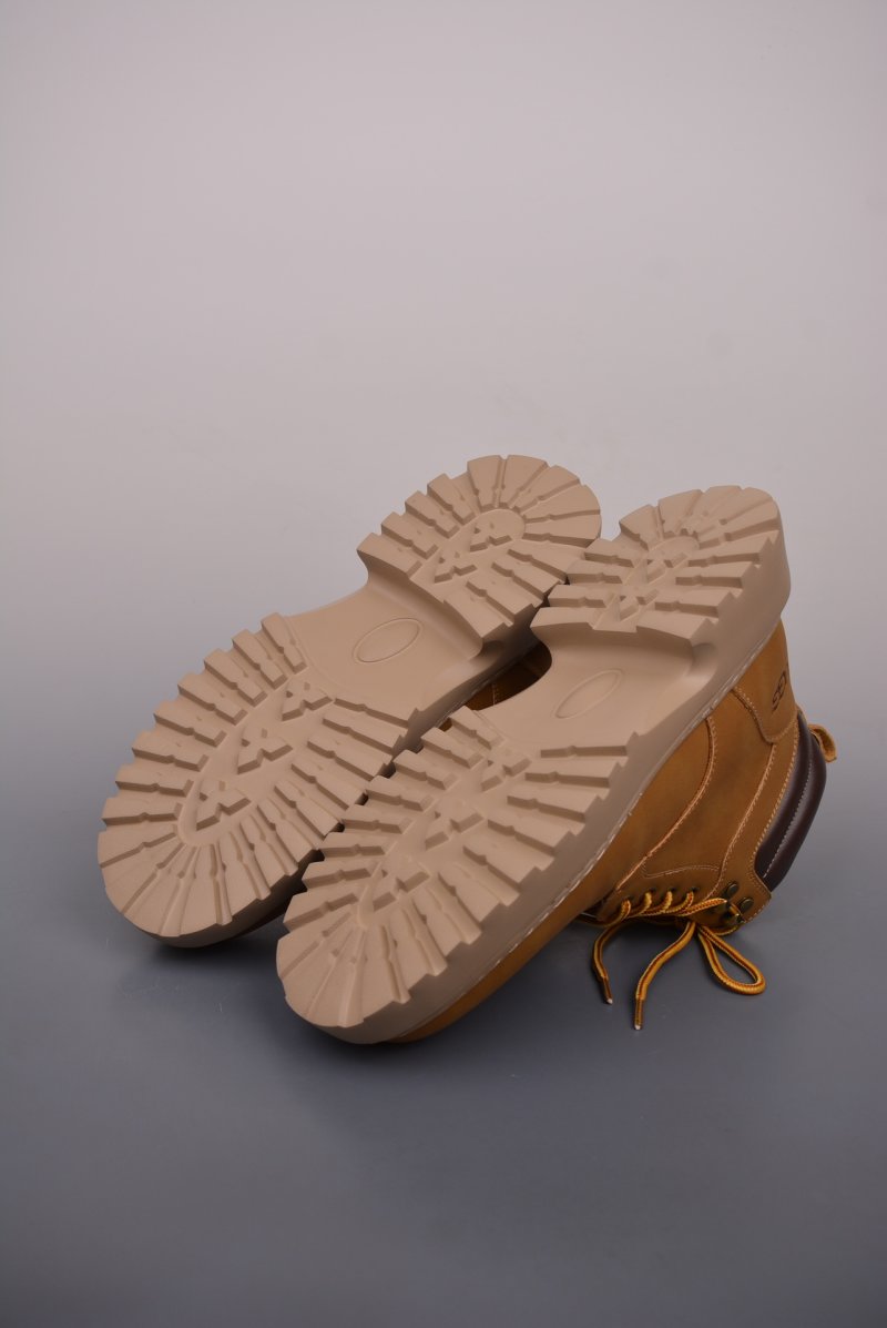 UGG Tasman Weather Hybrid view
