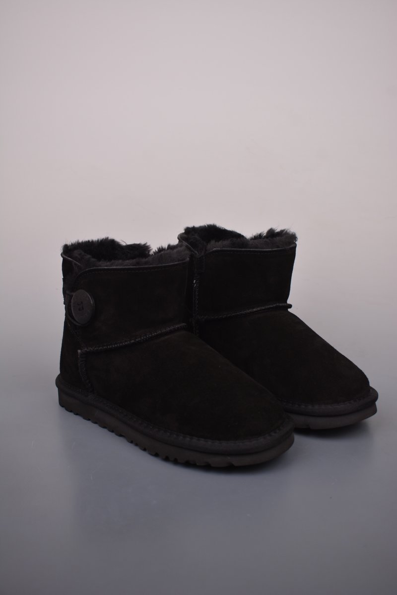 UGG Classic Short