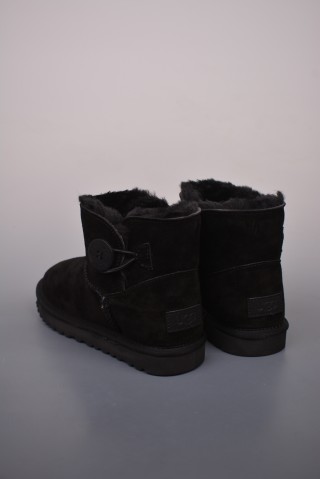 UGG Classic Short view 2