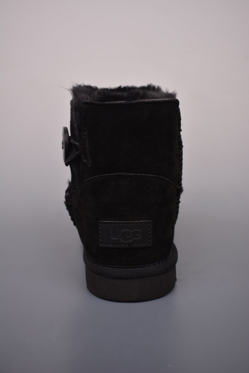 UGG Classic Short view