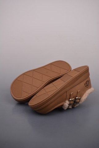 UGG Classic Mini view 3