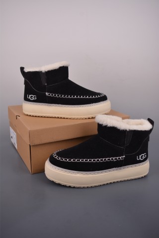 UGG Classic Mini view 5