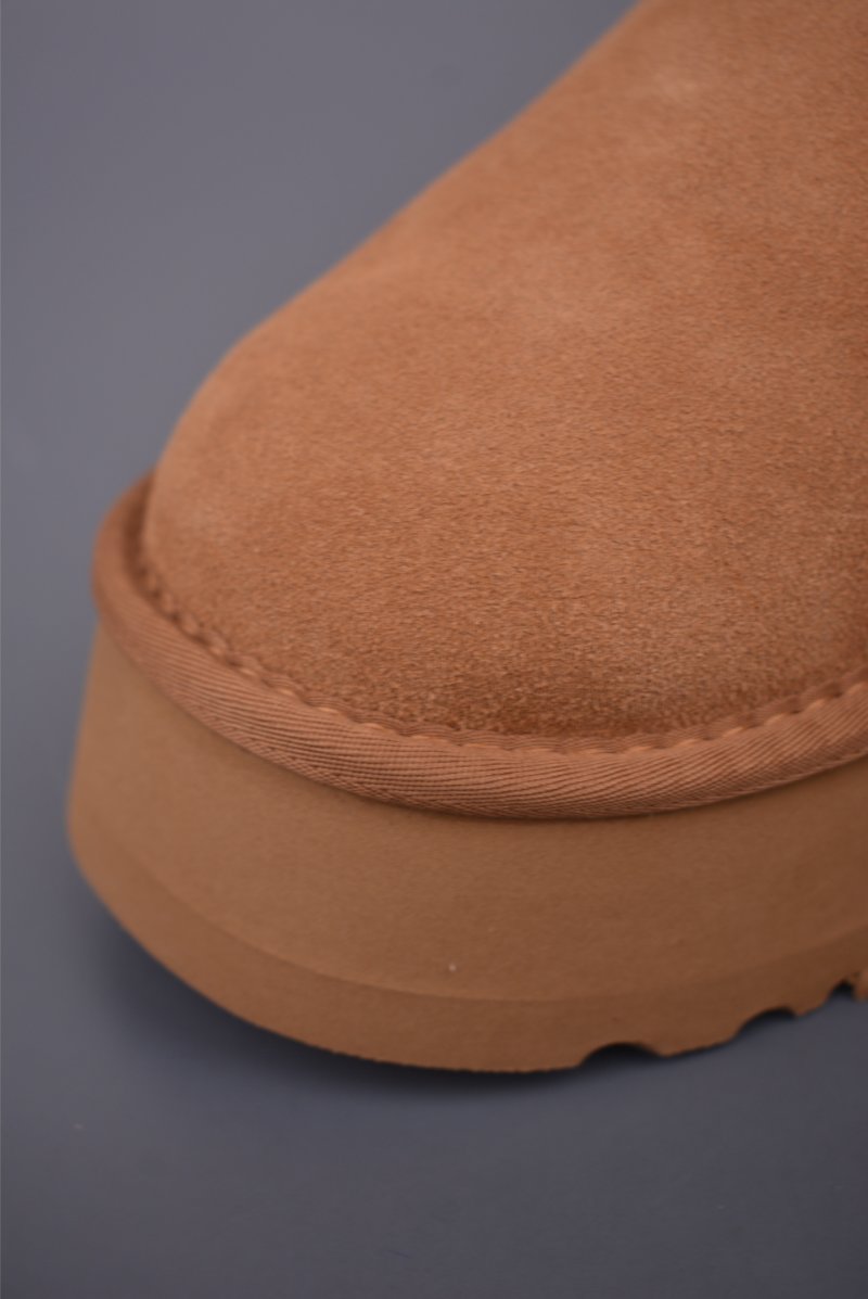UGG Tasman view