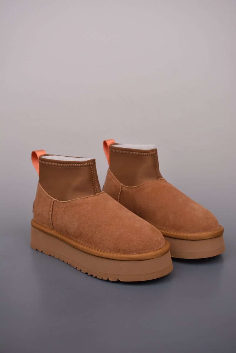 UGG Tasman view