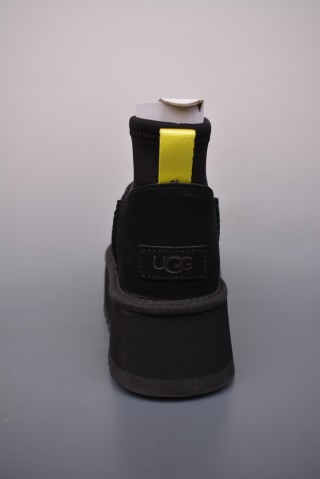 UGG Tasman view 4