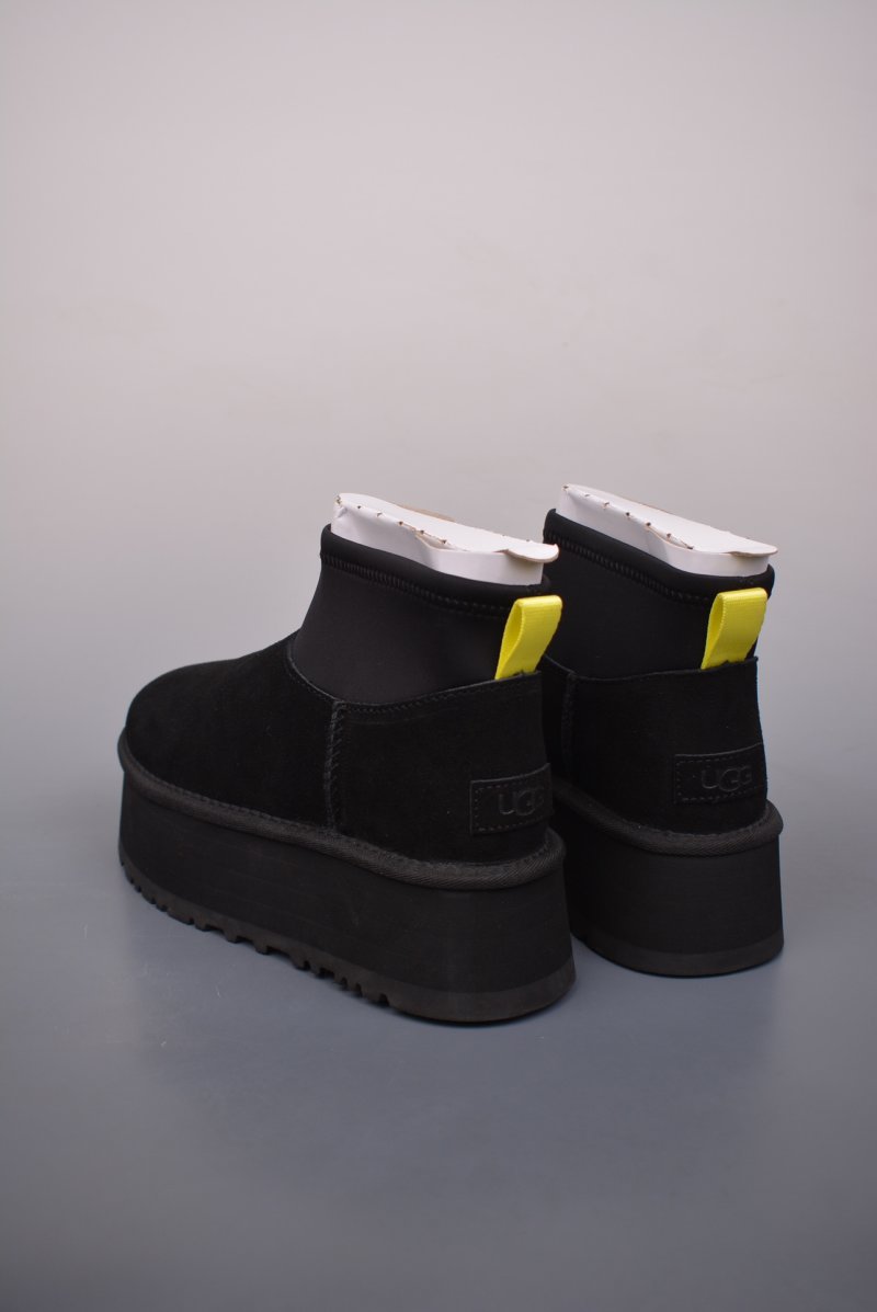 UGG Tasman view