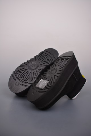 UGG Tasman view 12