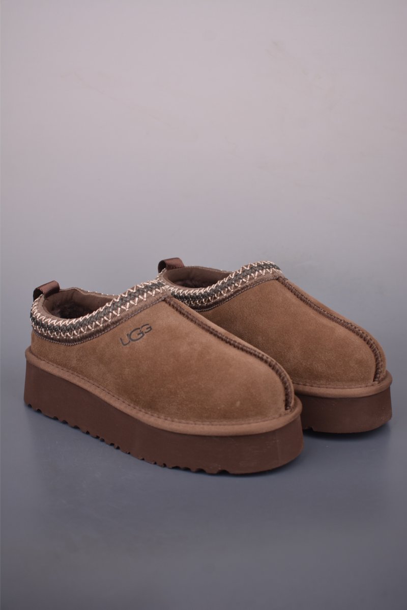 UGG Tazz
