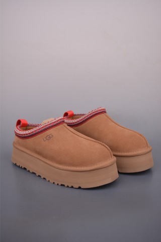 UGG Tazz view 1