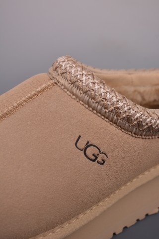 UGG Tazz view 7