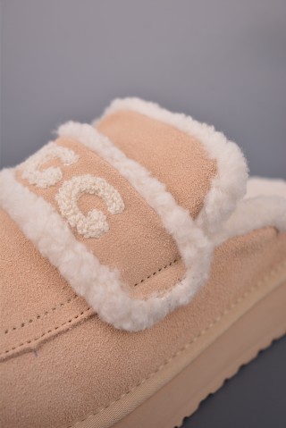 UGG Tazz view 7
