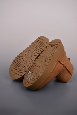 UGG Classic Mini view 3