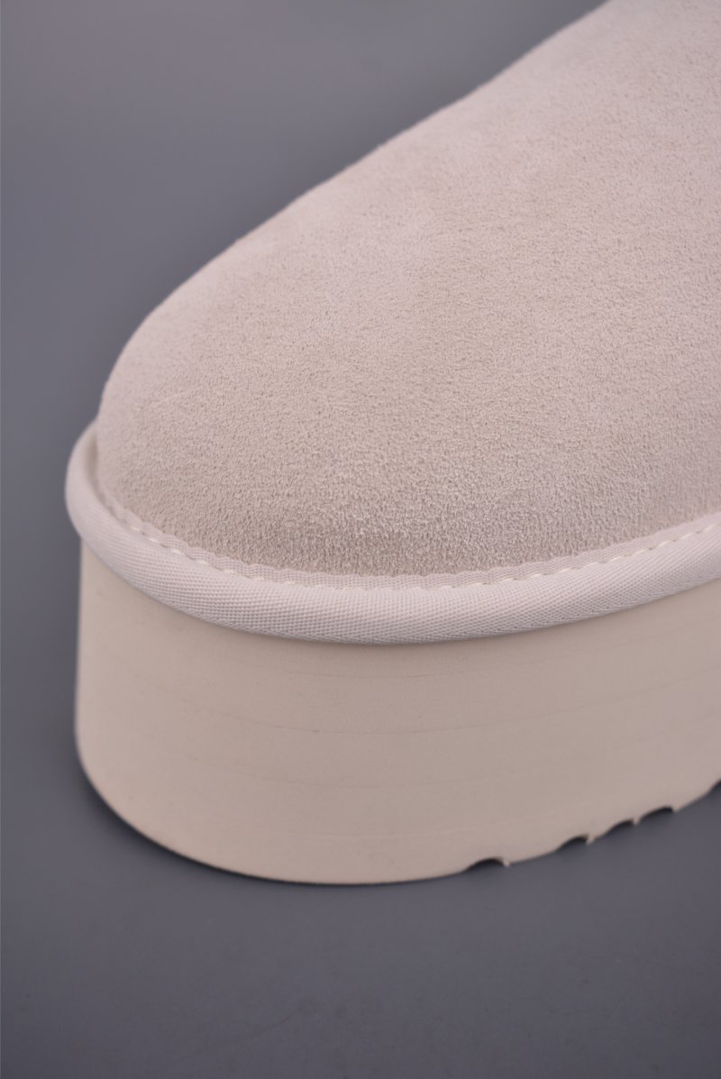 UGG Classic Mini Dipper Puffer view