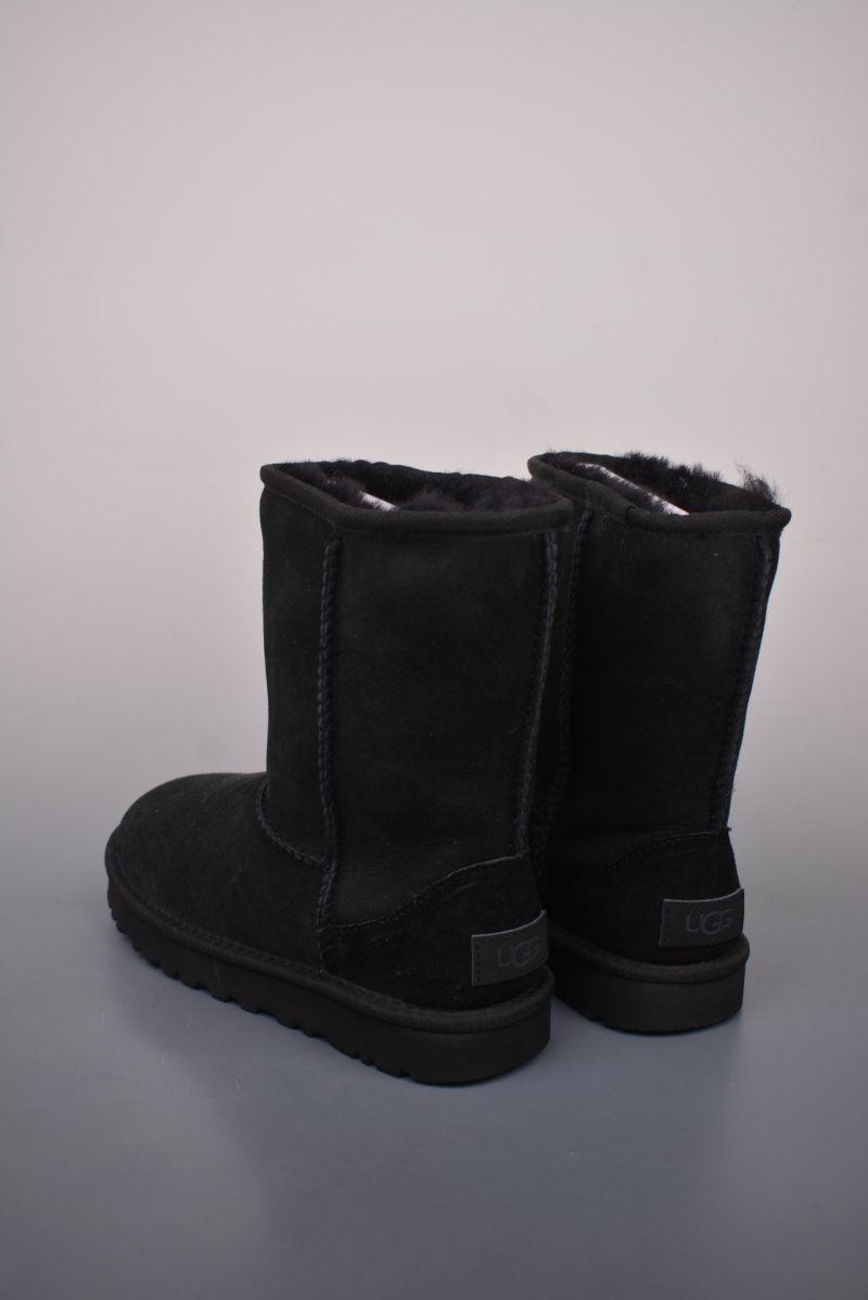 UGG Classic Short II view
