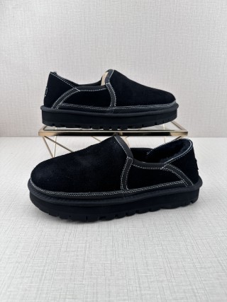 UGG Classic Ultra Mini 'Black' view 4
