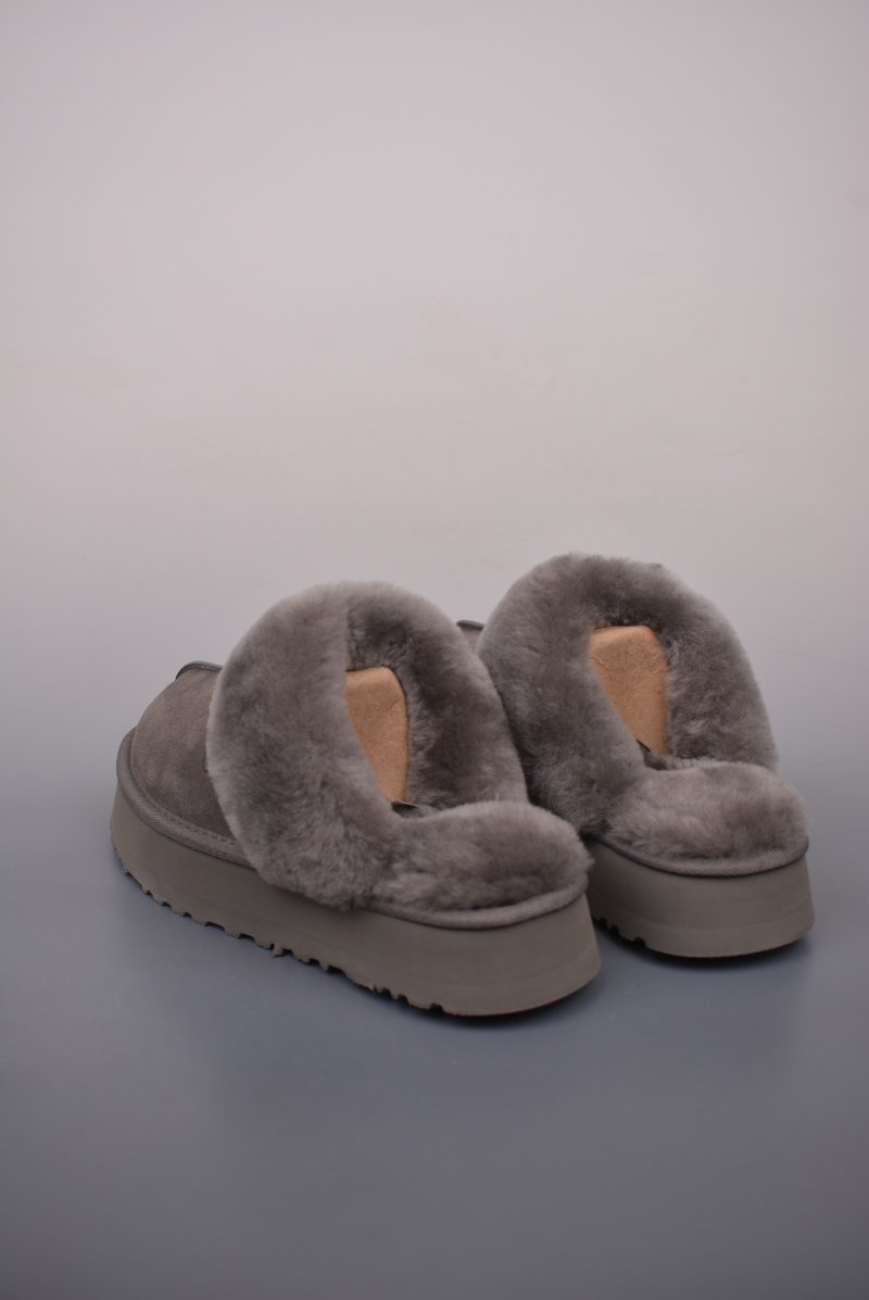 UGG Diaquette 'Red' view