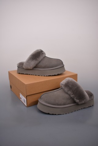 UGG Diaquette 'Red' view 5