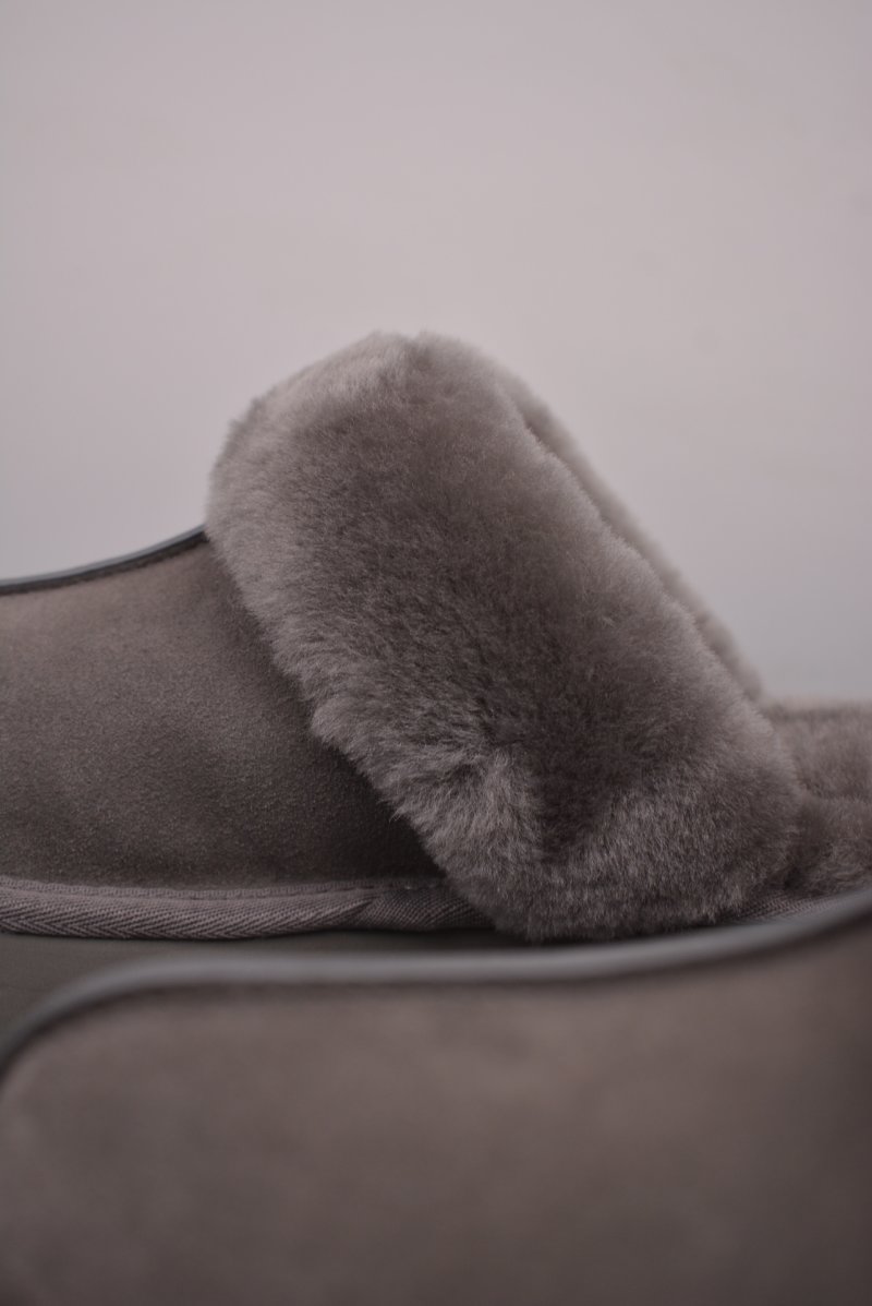 UGG Diaquette 'Red' view