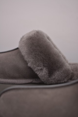 UGG Diaquette 'Red' view 8