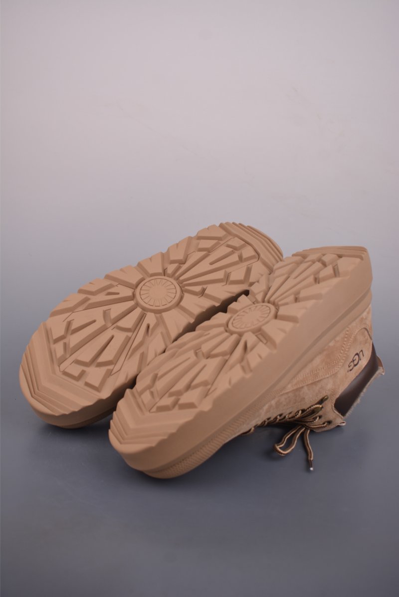 UGG Tasman Weather Hybrid view