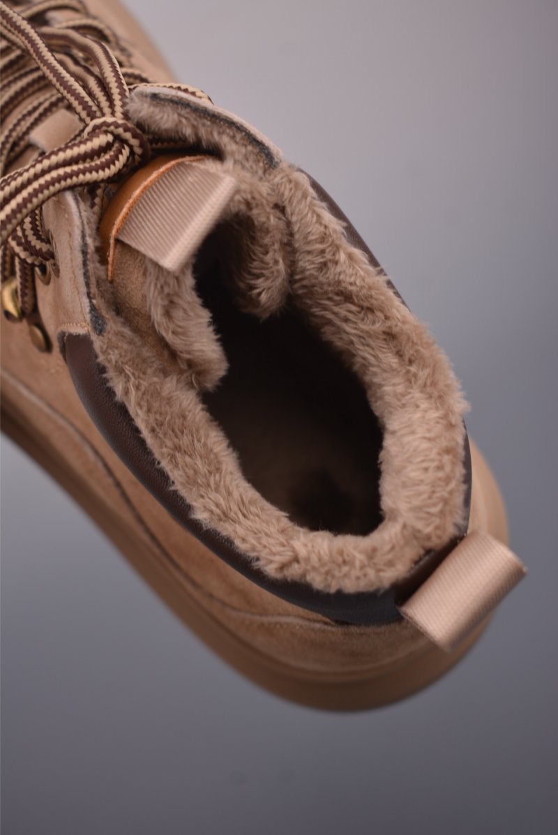UGG Tasman Weather Hybrid view