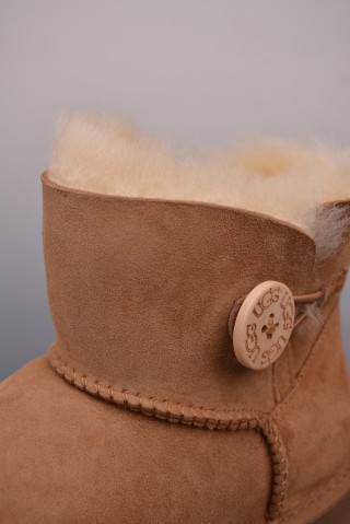 UGG Mini Bailey Button II view 7