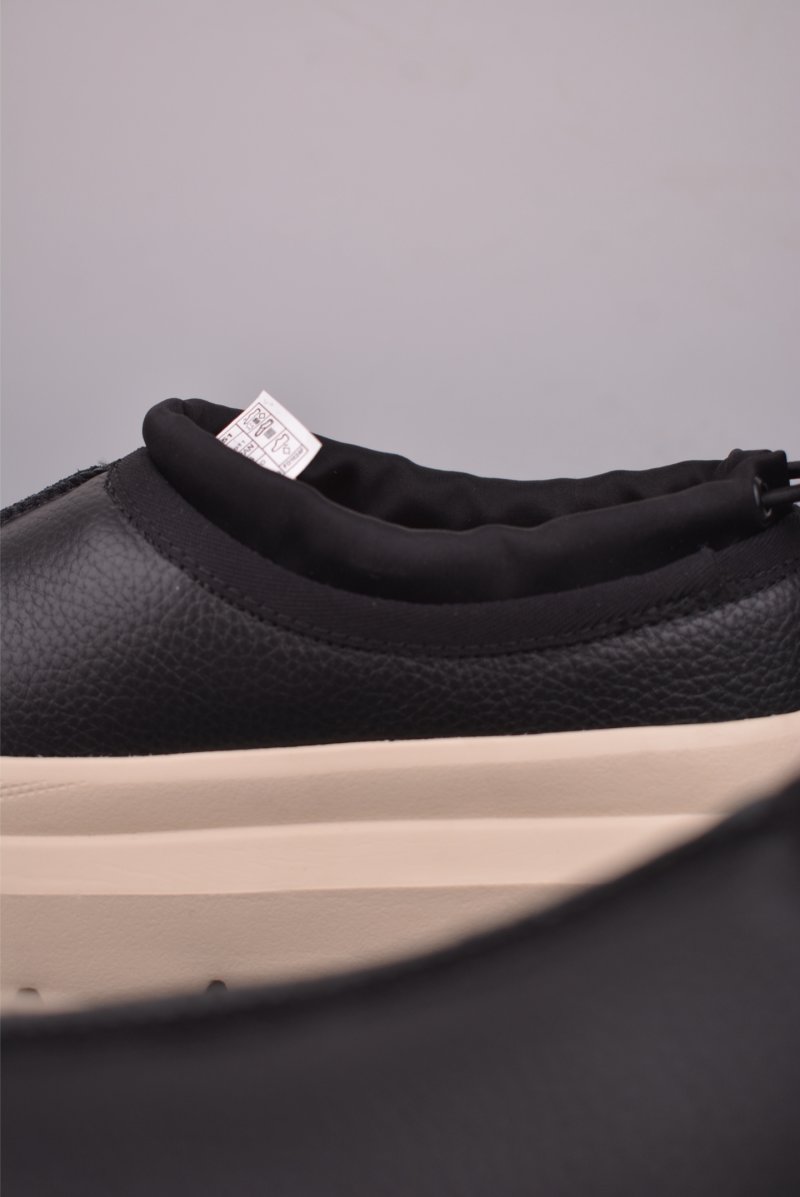 UGG Modern view