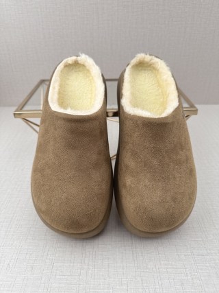 UGG Q11 view 18