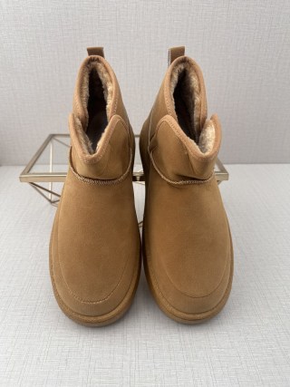 UGG Q11 view 9