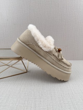 UGG Q11 view 20