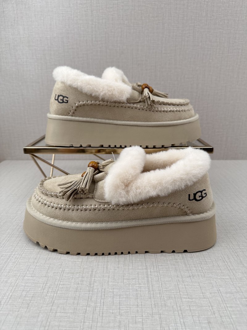 UGG Q11 view