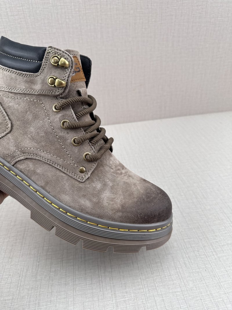 UGG Q11 'Mustard Seed' view