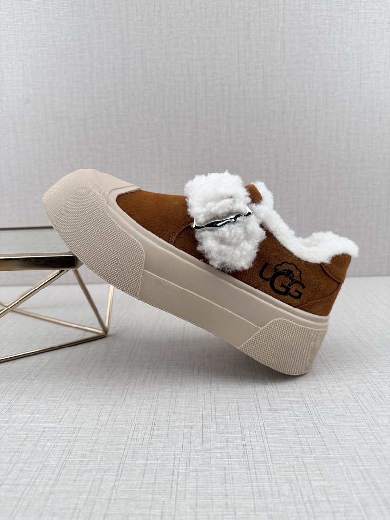 UGG Q11
