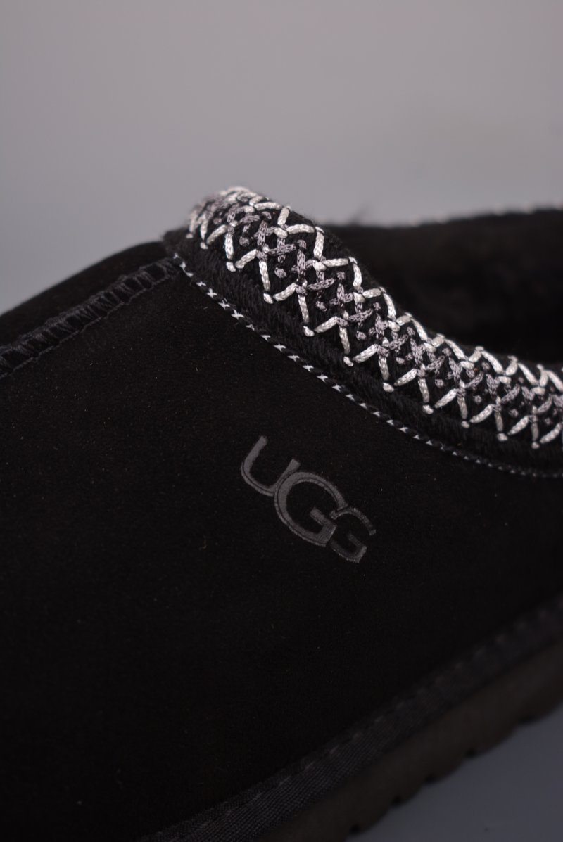UGG Tasman 'Red' view