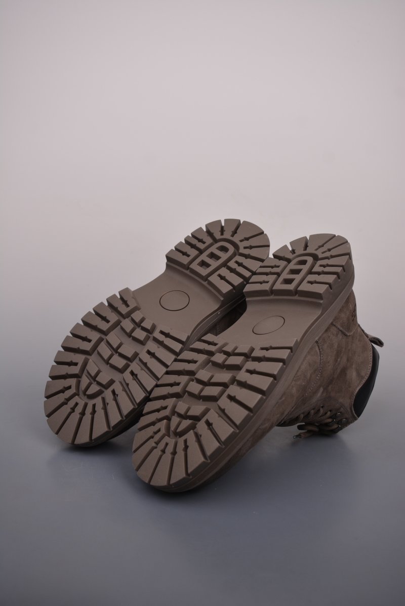 UGG Tasman Weather Hybrid 'Gold' view
