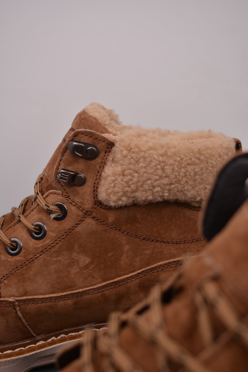UGG Tasman Weather Hybrid 'Gold' view