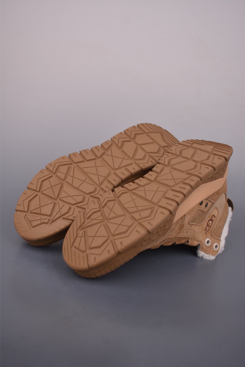 UGG Tasman Weather Hybrid 'Gold' view