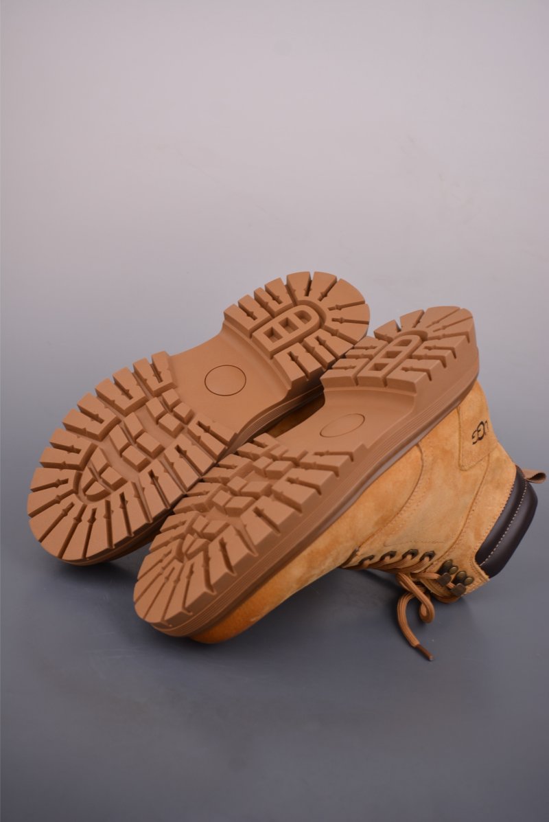 UGG Tasman Weather Hybrid 'Gold' view