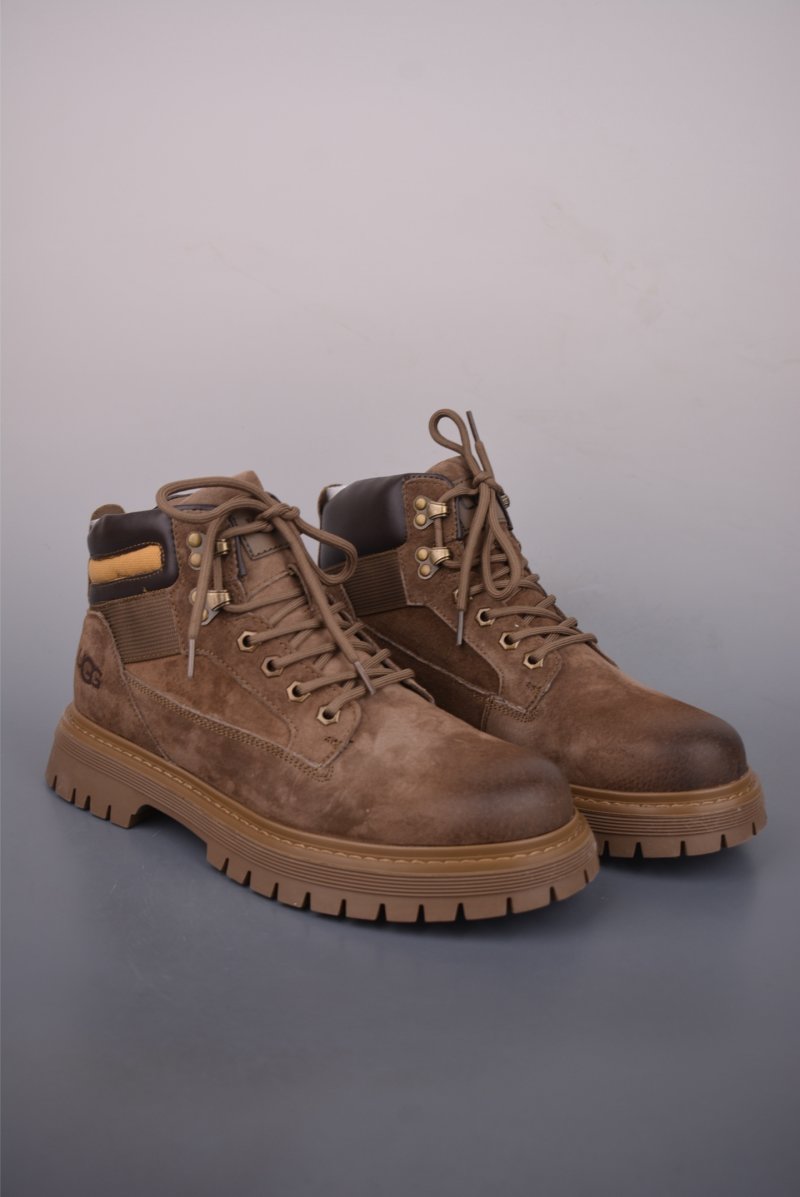 UGG Tasman Weather Hybrid 'Gold'