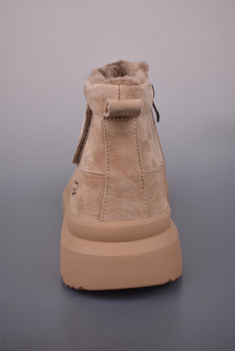 UGG Tasman Weather Hybrid 'Gold' view