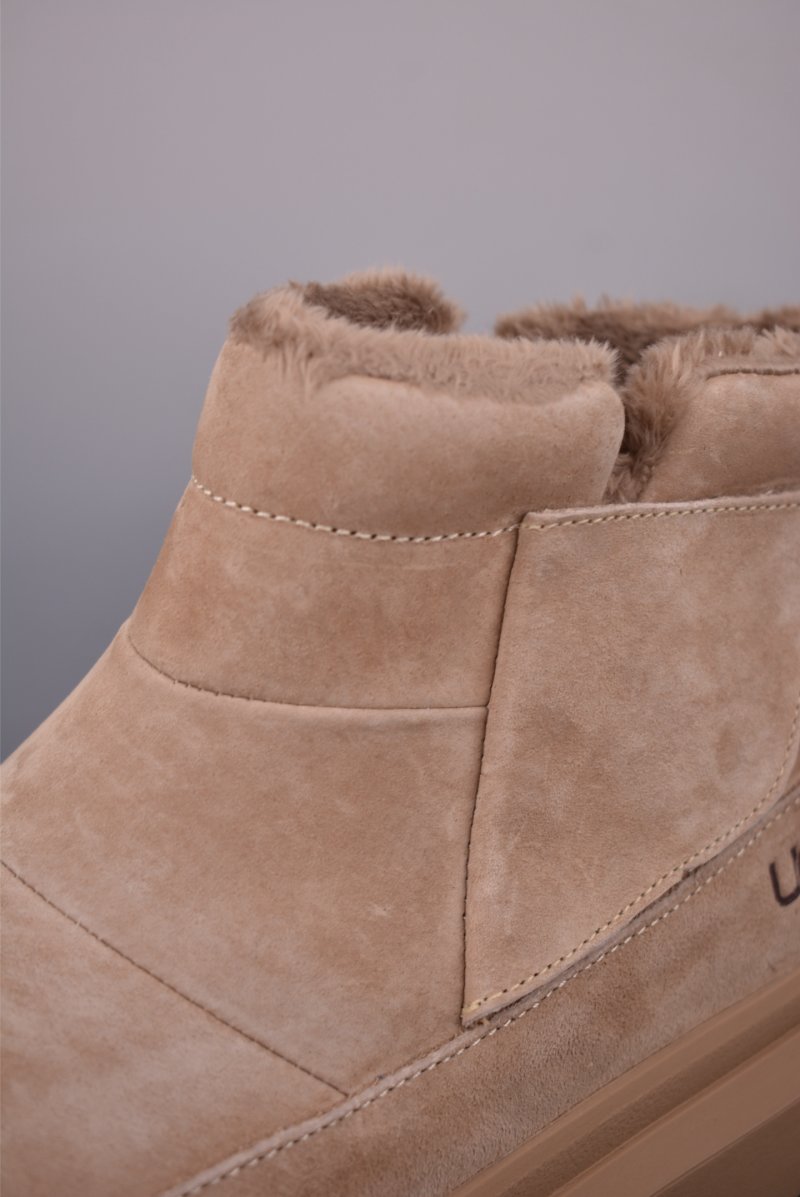 UGG Tasman Weather Hybrid 'Gold' view