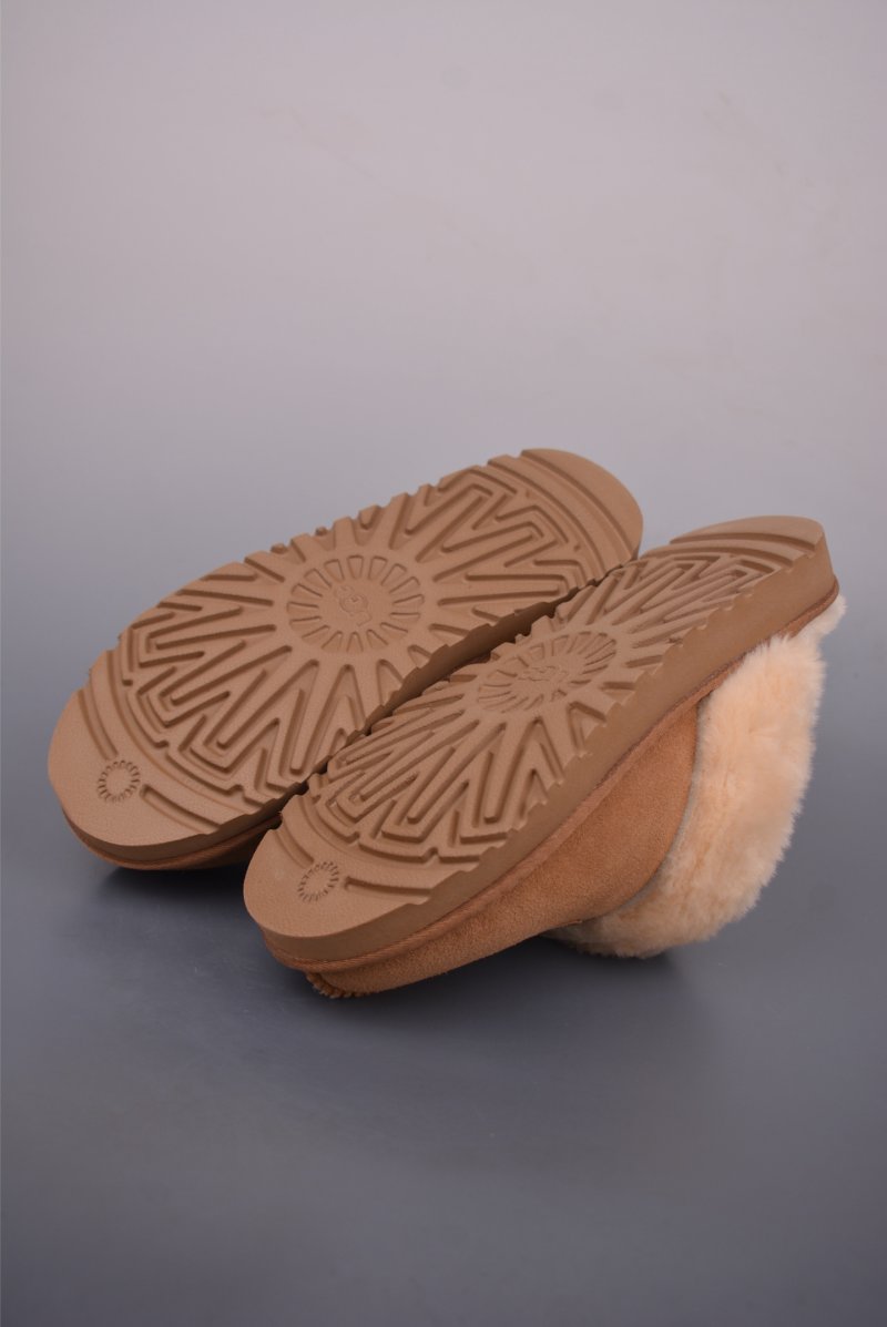 UGG UGGpure 'Red' view