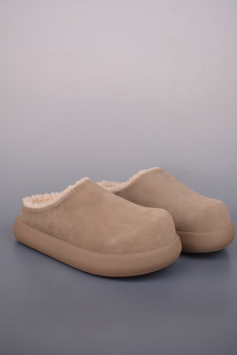 UGG Classic Ultra Mini