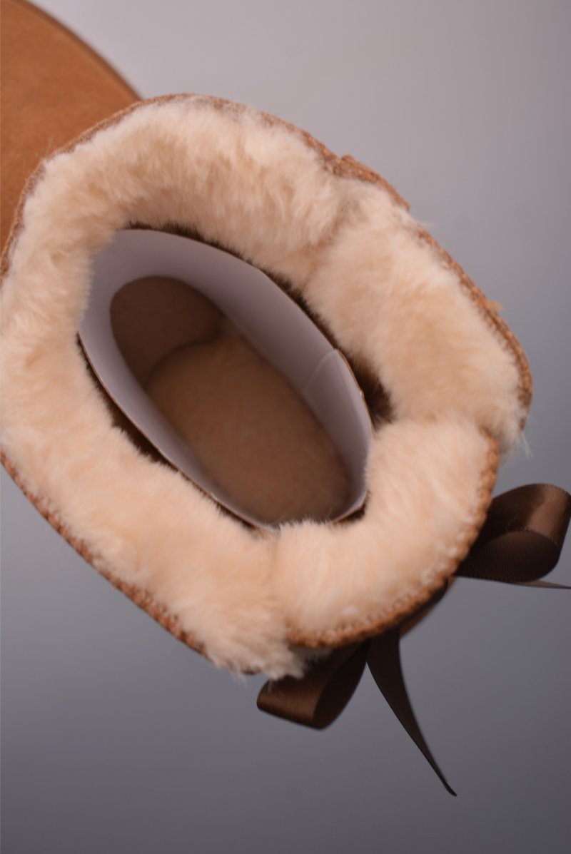 UGG Classic Short view